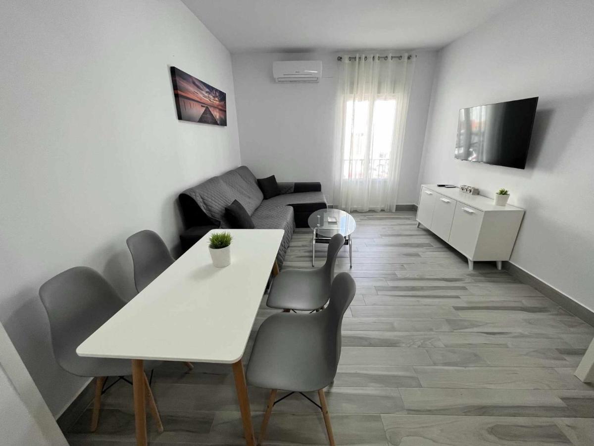 Apartamentos Sol De Алгодоналес Екстериор снимка