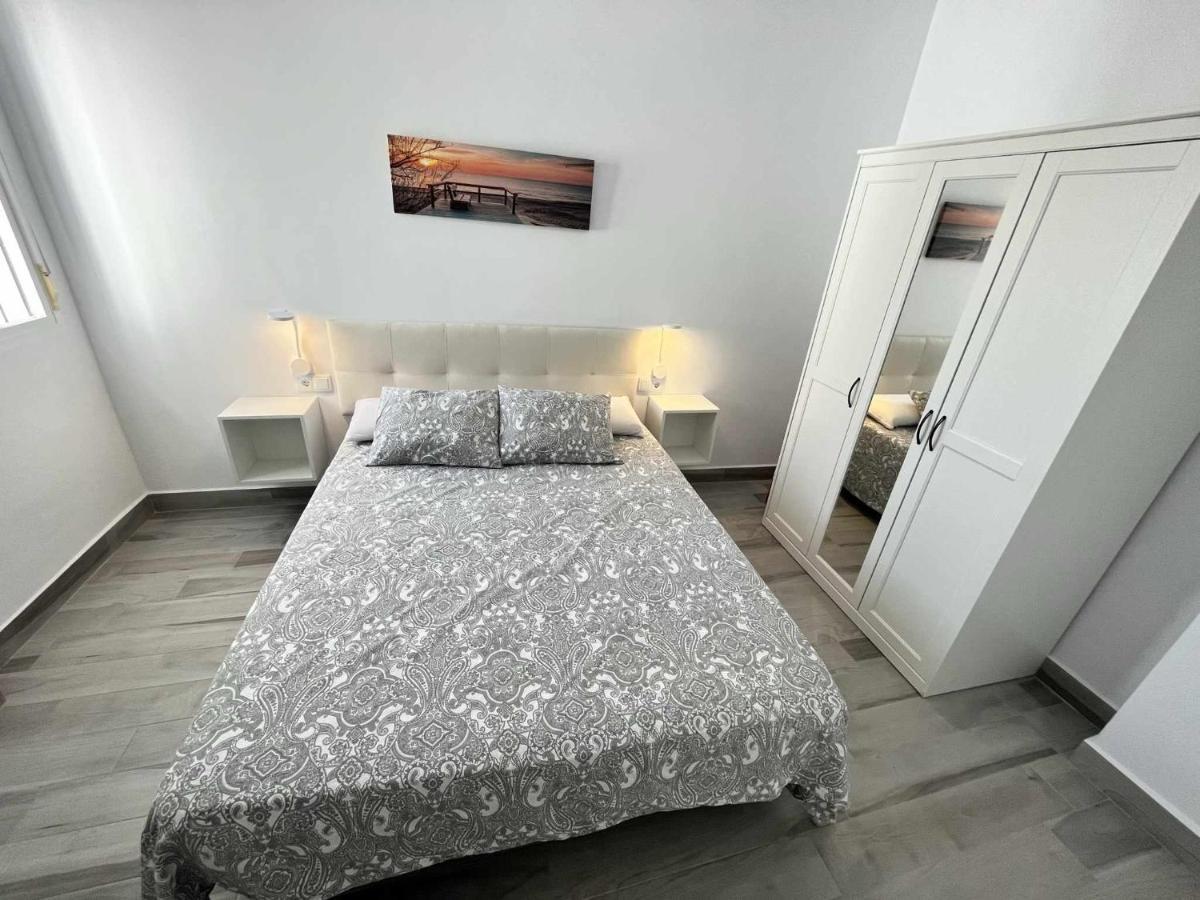 Apartamentos Sol De Алгодоналес Екстериор снимка